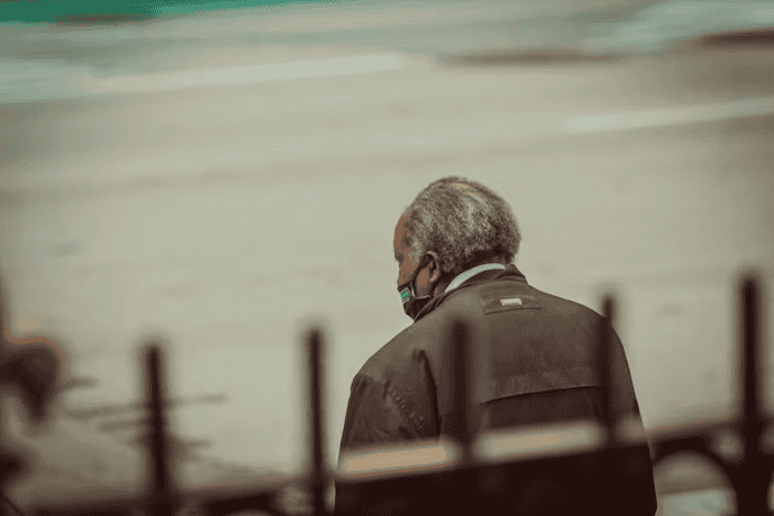 法官為何「輕判」?因為連司法都看見了結構性悲劇